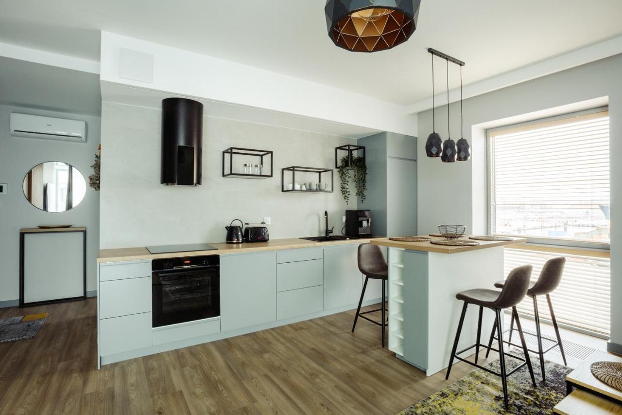 Yacht Park Apartment *
